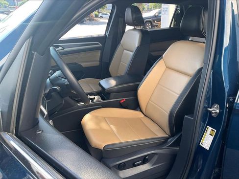 Used 2023 Volkswagen Atlas Cross Sport SE AWD/4WD image 9