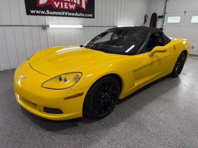 Used 2011 Chevrolet Corvette Convertible w/ Preferred Equipment Group RWD image 7
