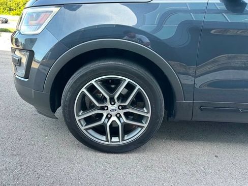 Used 2017 Ford Explorer Sport w/ Equipment Group 401A AWD/4WD image 19