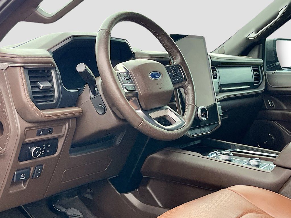 Used 2023 Ford Expedition Max King Ranch AWD/4WD image 9