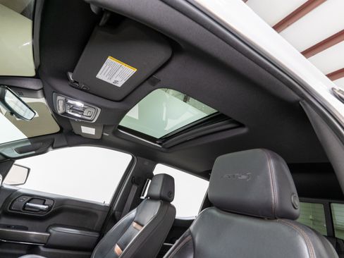 Used 2021 GMC Sierra 1500 AT4 w/ AT4 Value Package image 19