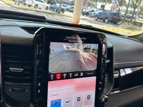 Used 2025 RAM 1500 Limited image 17