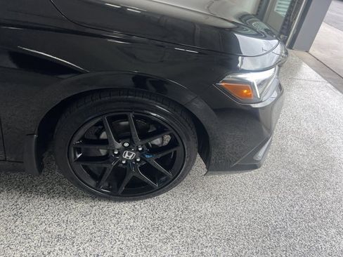 Used 2024 Honda Civic Sport image 4