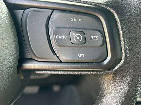 Used 2024 Jeep Wrangler Unlimited Sport AWD/4WD image 19