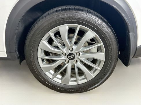 Used 2023 INFINITI QX50 Luxe AWD/4WD image 11