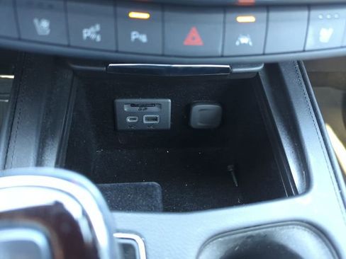 Used 2023 Cadillac XT4 Sport image 29