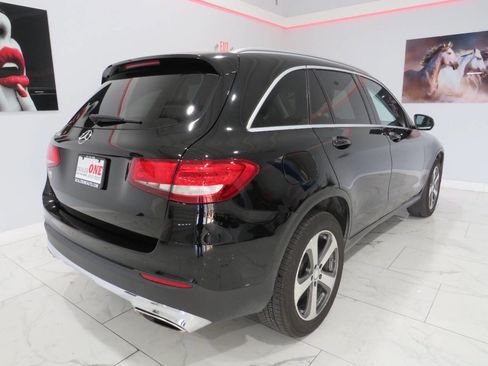 Used 2016 Mercedes-Benz GLC 300 image 4