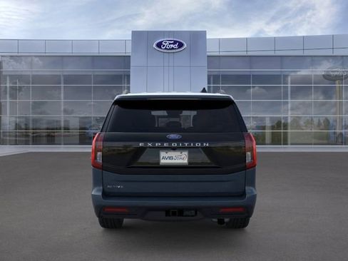 New 2026 Ford Expedition Active AWD/4WD image 5