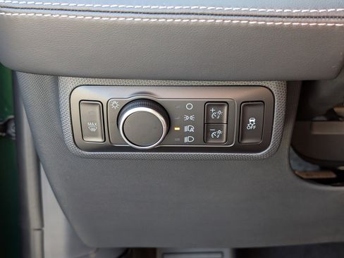 New 2025 Ford Mustang Mach-E Premium image 18