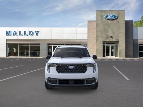 New 2026 Ford Maverick Lariat w/ 4K Tow Package image 6