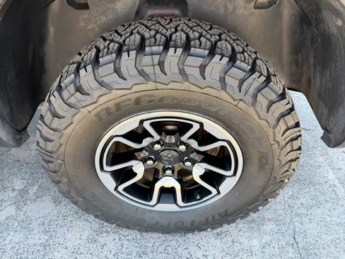 Used 2015 RAM 1500 Big Horn AWD/4WD image 29