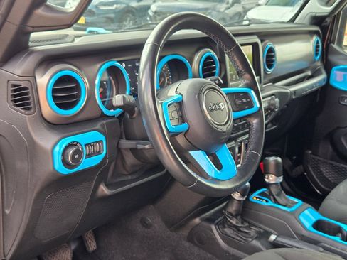 Used 2021 Jeep Wrangler Sport AWD/4WD image 12