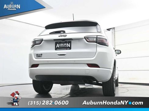 Used 2022 Jeep Compass High Altitude AWD/4WD image 23