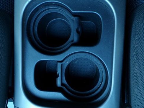 Used 2005 Nissan Pathfinder SE Off-Road image 28