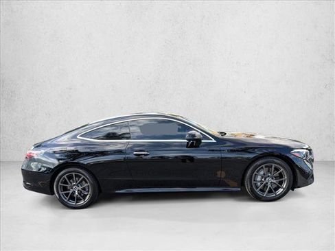 Used 2025 Mercedes-Benz CLE 300 4MATIC Coupe image 4
