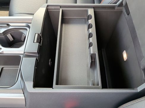 New 2026 Ford F250 Lariat w/ Black Appearance Package image 37