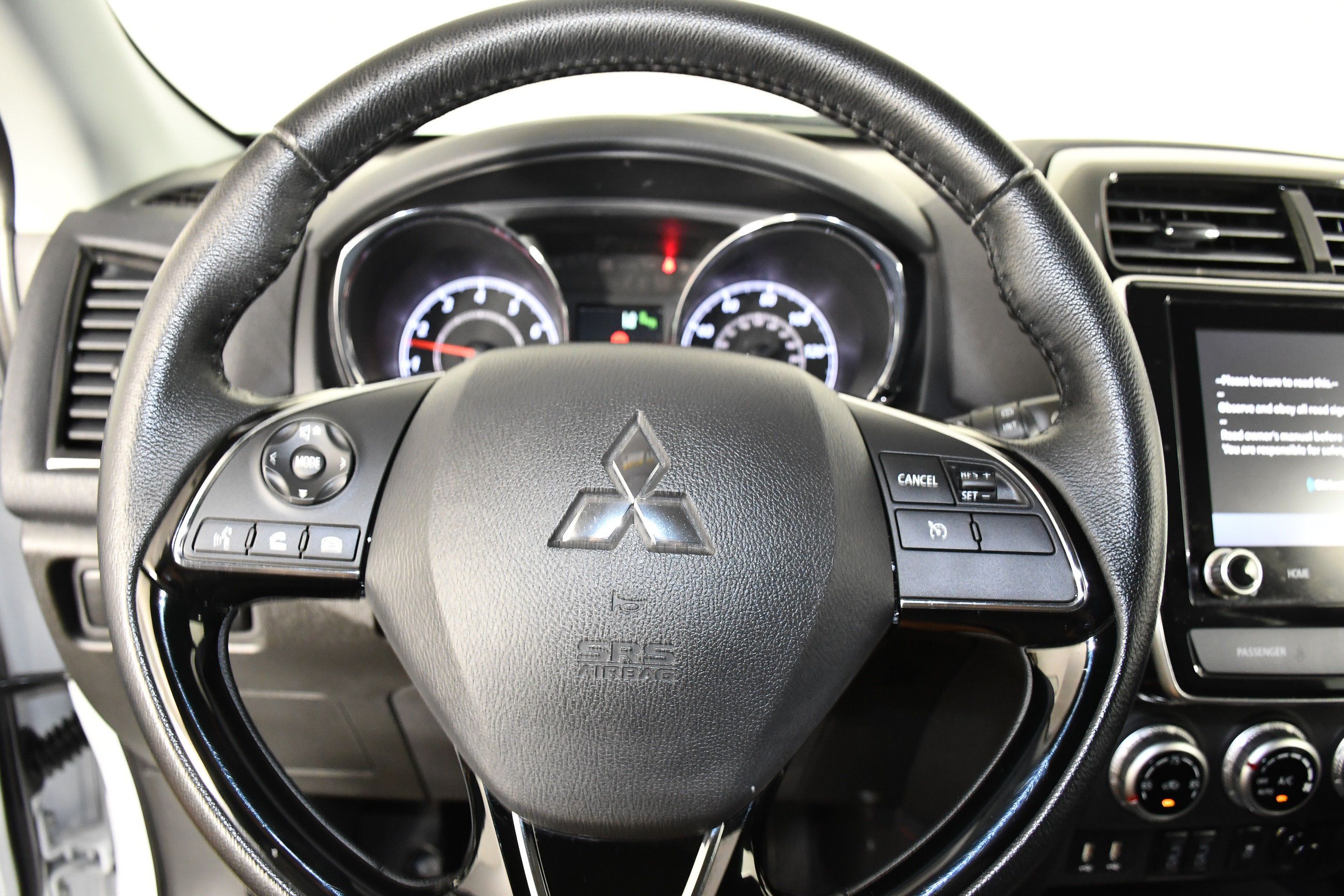 Used 2024 Mitsubishi Outlander Sport SE AWD/4WD image 19