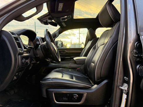 Used 2021 RAM 1500 Limited w/ Night Edition image 18