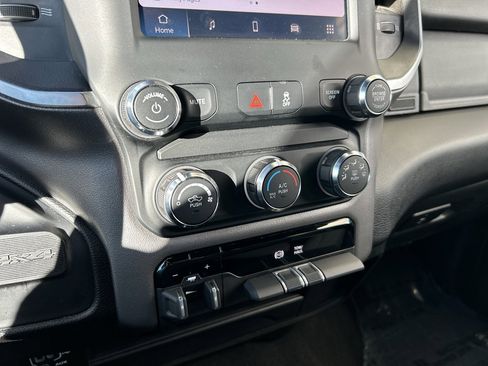 Used 2024 RAM 2500 Big Horn image 23