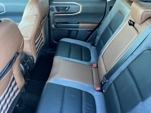 Used 2022 Ford Bronco Sport Outer Banks w/ Tech Package image 12