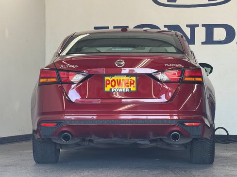 Used 2019 Nissan Altima 2.5 Platinum FWD image 4