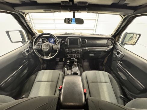 Used 2020 Jeep Gladiator Sport AWD/4WD image 31