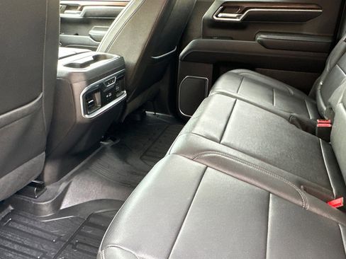 Certified 2023 GMC Sierra 1500 SLT w/ SLT Premium Package image 13
