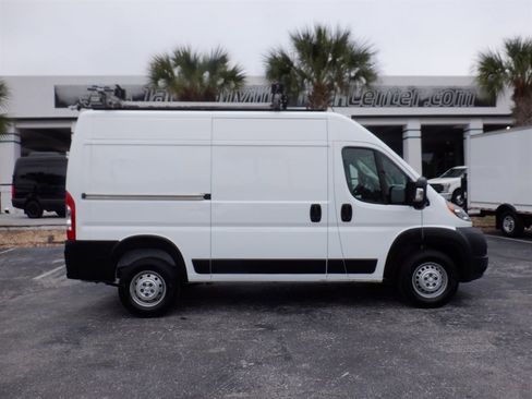 Used 2022 RAM ProMaster 1500 w/ Driver Convenience Group image 1