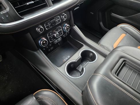 Used 2022 GMC Yukon AT4 image 17