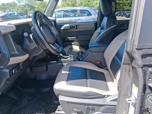 Used 2024 Ford Bronco Wildtrak AWD/4WD image 11