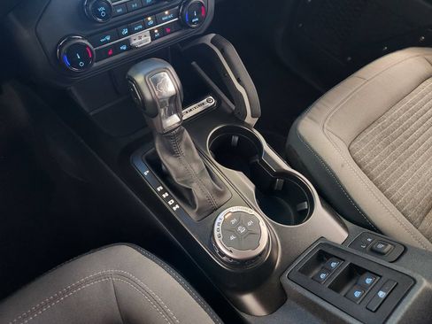 Used 2022 Ford Bronco Outer Banks AWD/4WD image 19