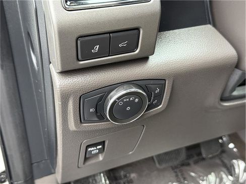 Used 2021 Ford Expedition Max XLT AWD/4WD image 33