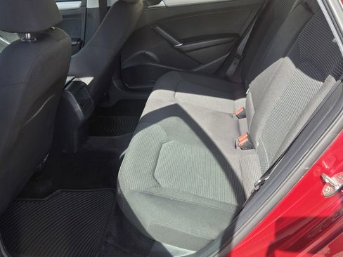 Used 2016 Volkswagen Passat 1.8T S image 17