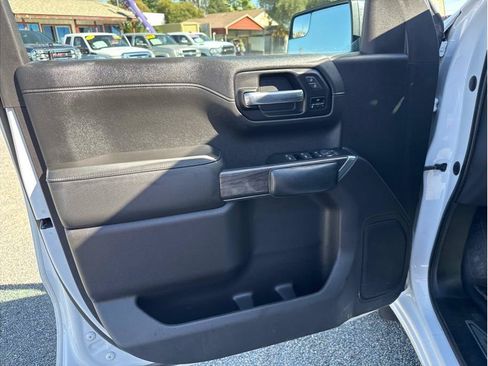 Used 2020 Chevrolet Silverado 1500 LTZ AWD/4WD image 15
