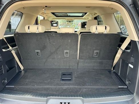 Used 2023 Ford Expedition Platinum AWD/4WD image 9