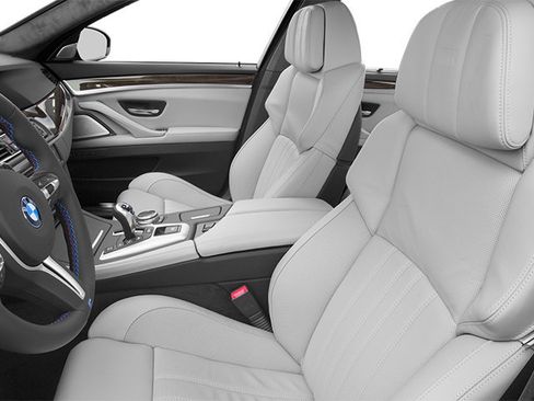 Used 2014 BMW M5 RWD image 8