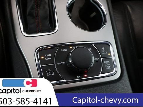 Used 2018 Jeep Grand Cherokee Trailhawk w/ Trailhawk Luxury Group AWD/4WD image 21