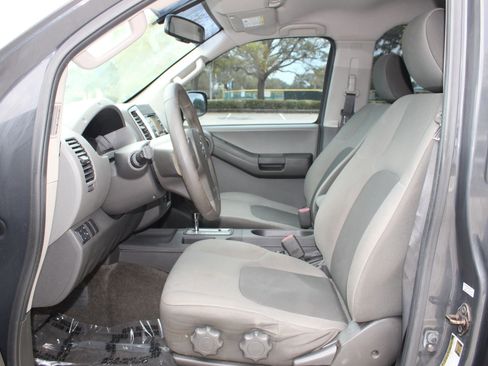 Used 2013 Nissan Xterra S w/ Value Package image 5