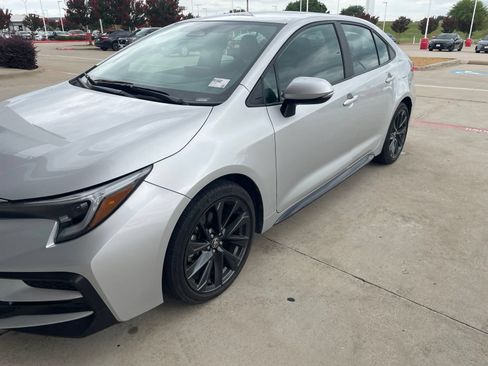 Used 2025 Toyota Corolla SE FWD image 27