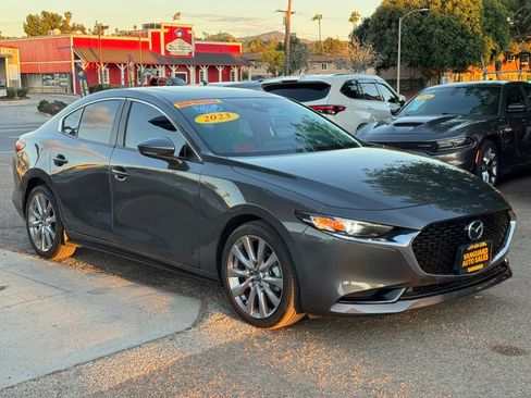 Used 2023 MAZDA MAZDA3 s image 2
