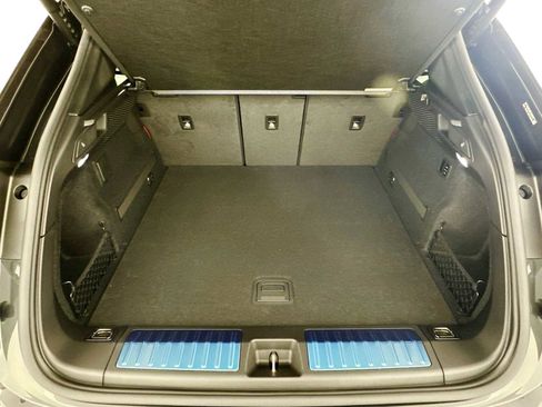 Certified 2024 Porsche Macan 4 Electric image 26