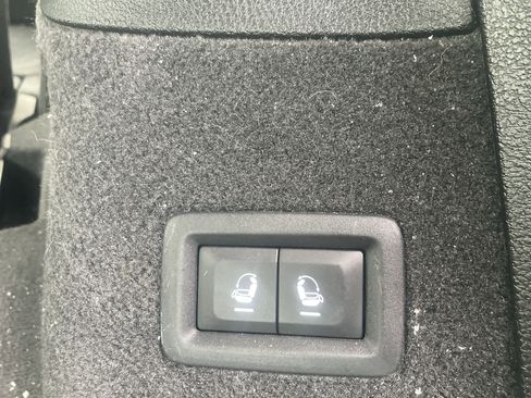 Used 2021 Jeep Grand Cherokee L Overland w/ Luxury Tech Group IV image 23