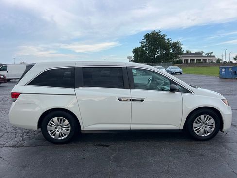 Used 2015 Honda Odyssey LX image 8