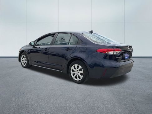 Used 2024 Toyota Corolla LE FWD image 8