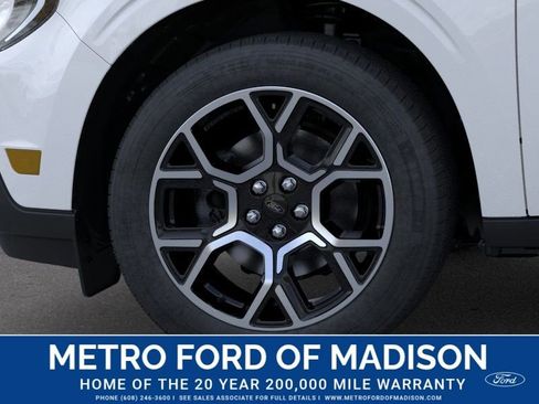 New 2026 Ford Maverick Lariat w/ 4K Tow Package image 22