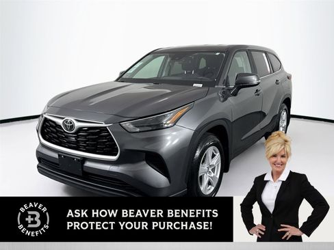 Certified 2023 Toyota Highlander L FWD image 1
