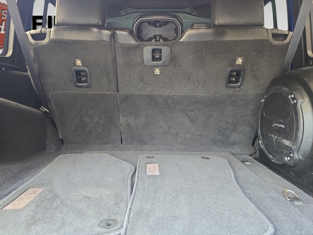 Used 2019 Jeep Wrangler Unlimited Sahara AWD/4WD image 13