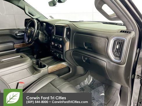 Used 2022 Chevrolet Silverado 1500 High Country w/ Technology Package image 29