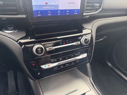 Used 2022 Ford Explorer ST-Line w/ Class IV Trailer Tow Package image 24