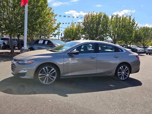 Used 2024 Chevrolet Malibu LT FWD image 7